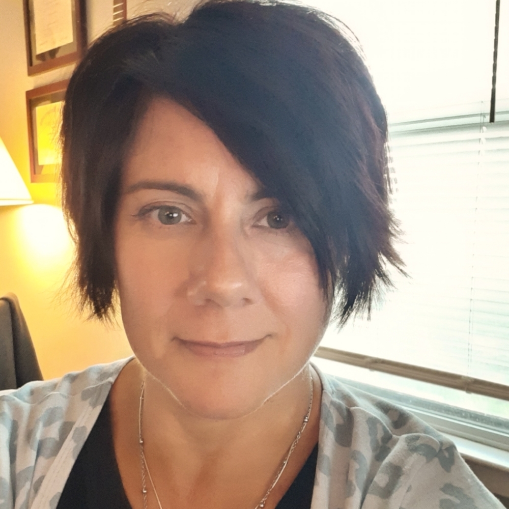 Meet your Posher, Denise